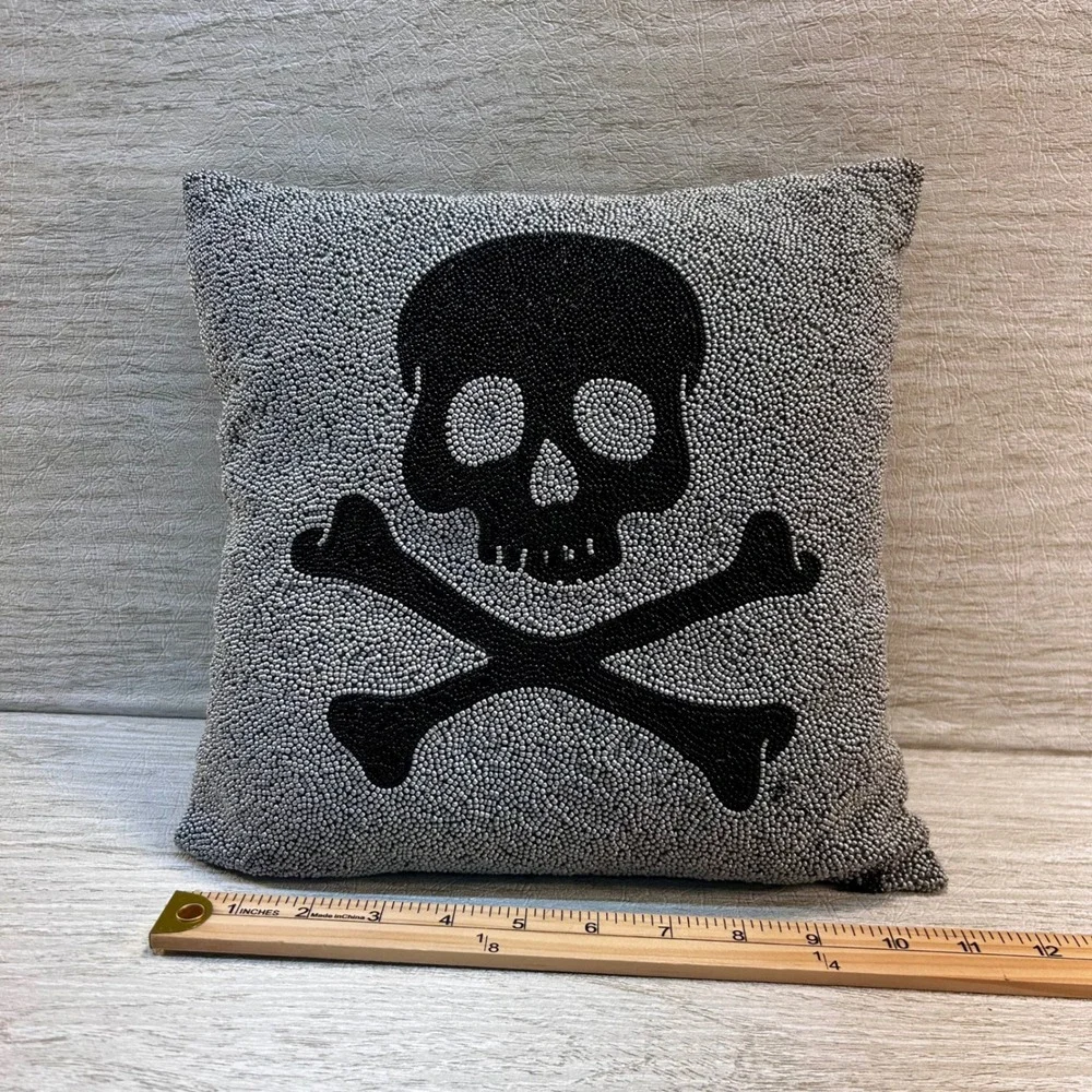Pottery Barn Beaded Skull‎ Crossbones Pillow Black Silver Square 12x12 Accent